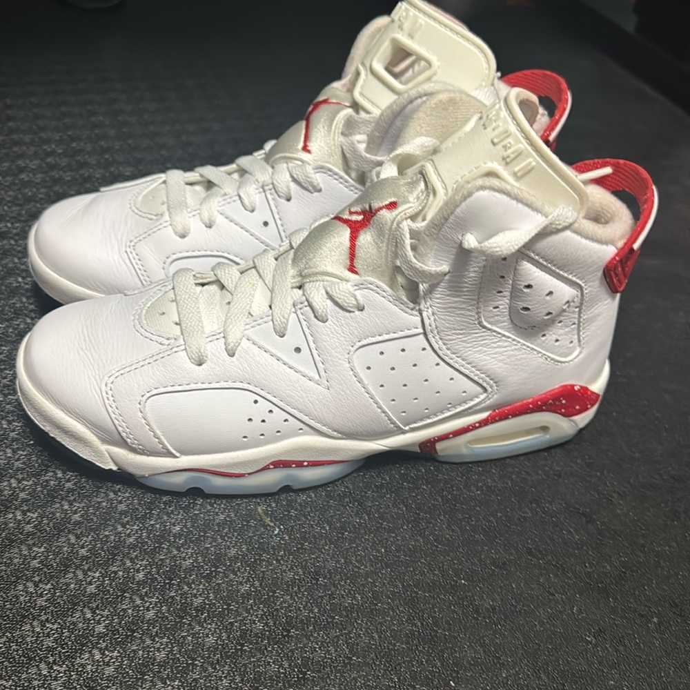 Air Jordan 6 Retro